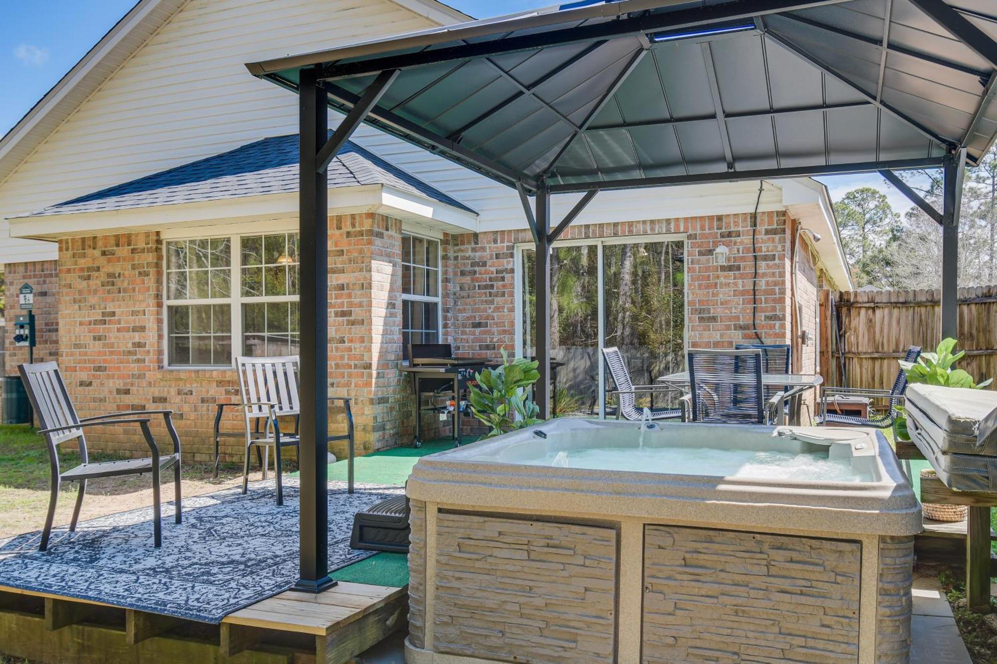 Orange Beach Home With Hot Tub Less Than 2 Mi To The Wharf Eksteriør bilde